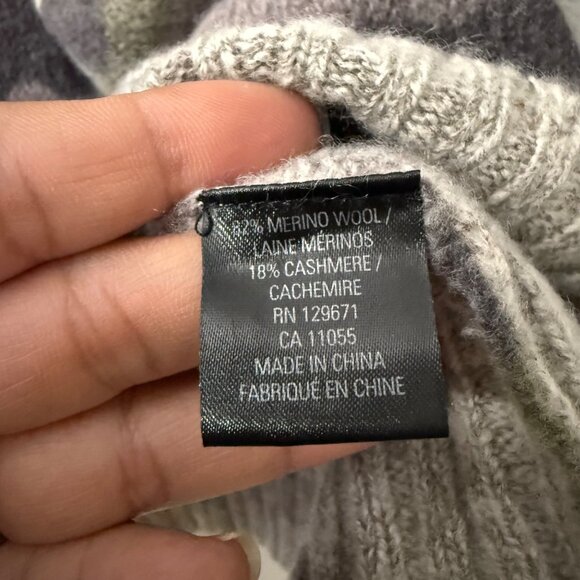 360 Cashmere Camouflage Green Gray Vneck Long Sleeve Sweater Womens XSmall - Picture 4 of 5